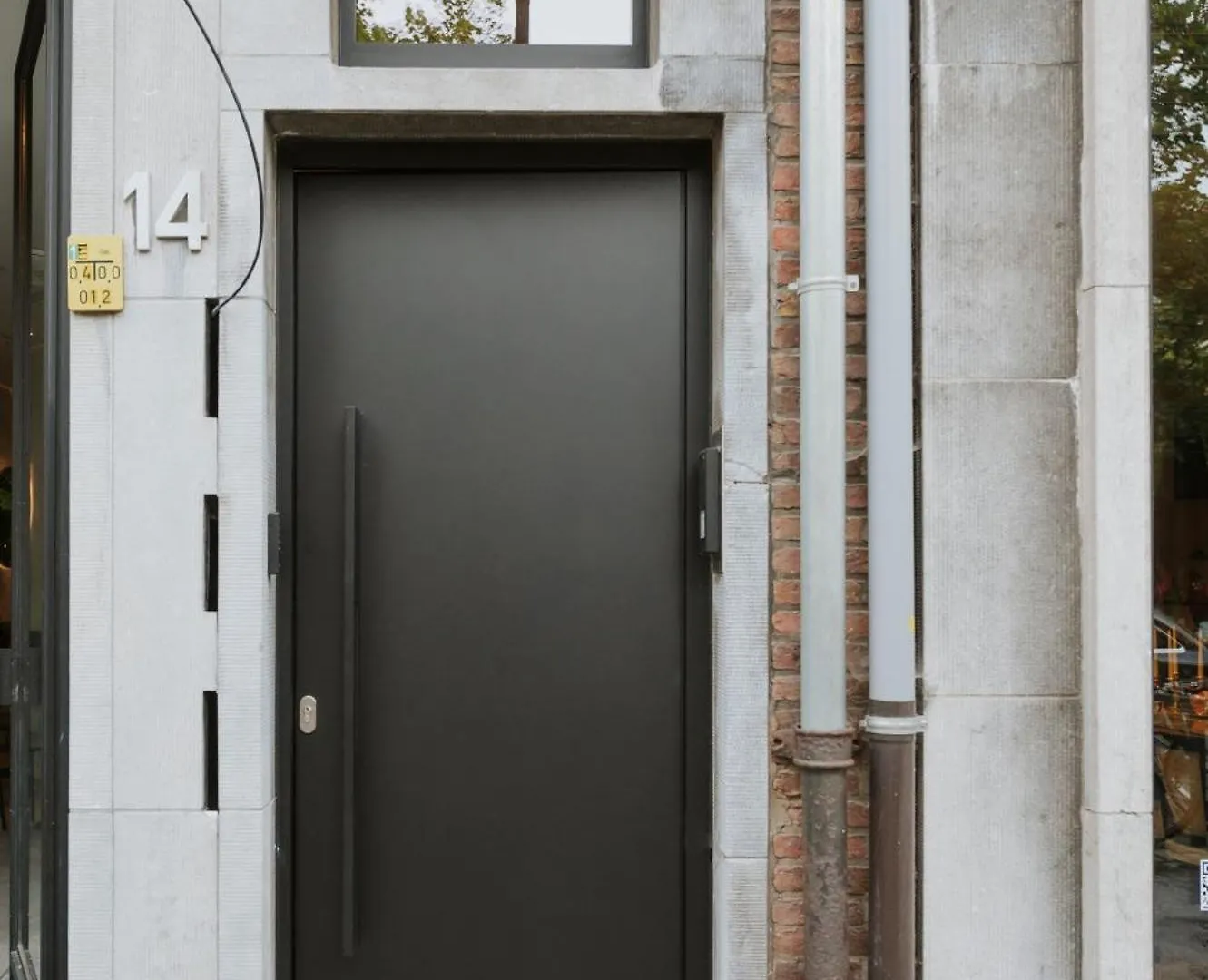 Shway - The Proof Reader Apartment Antwerp Belgium
